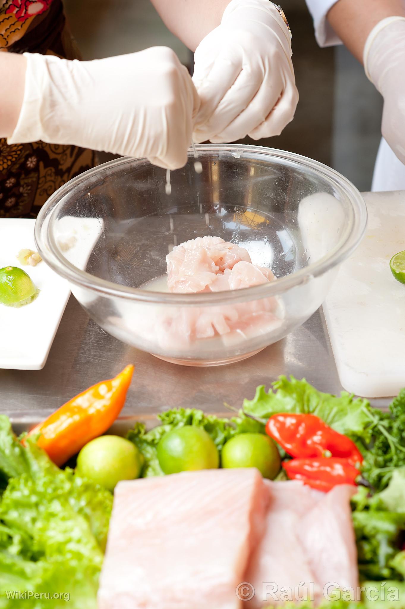 Preparacin de cebiche