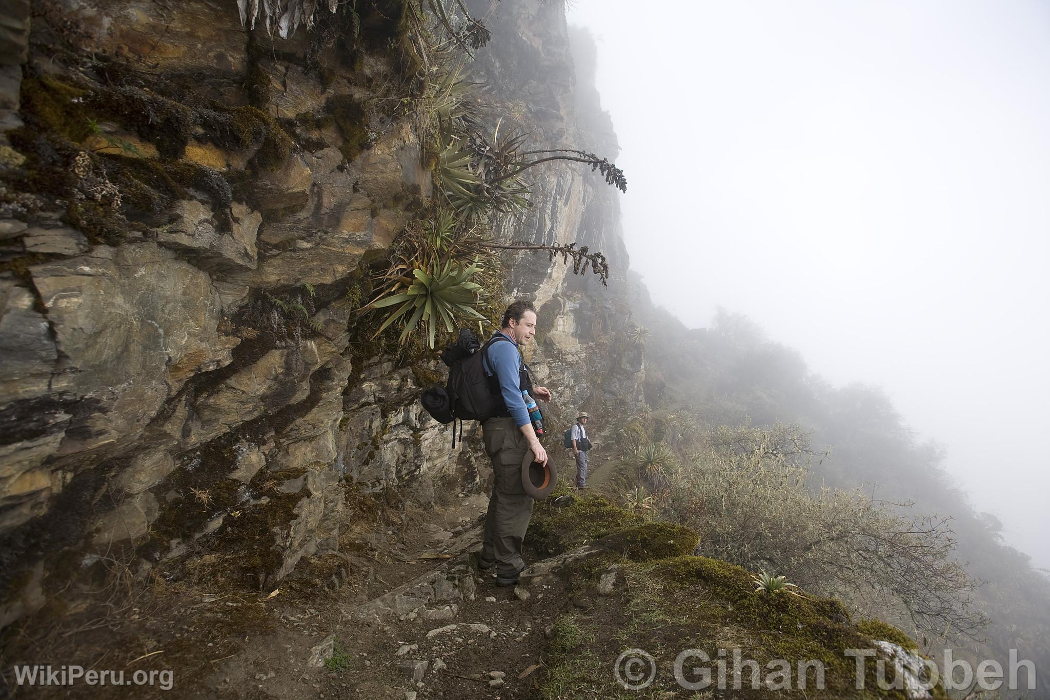 Trekking a Choquequirao